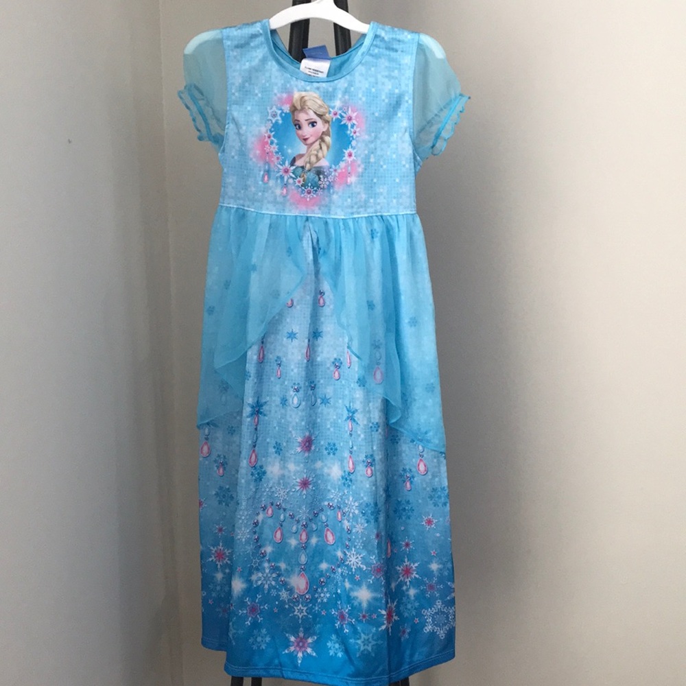 Sleeping gown